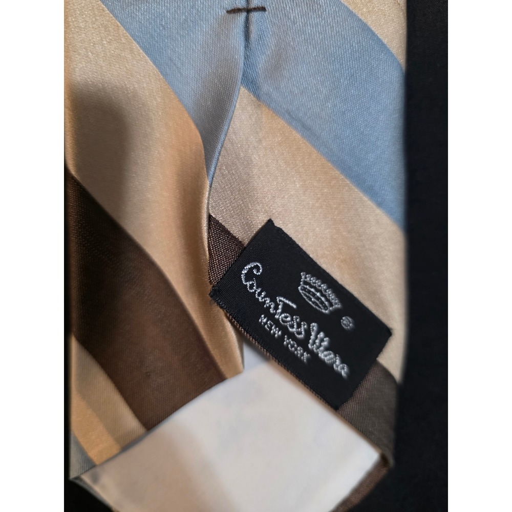 Vintage Countess Mara Necktie - Picture 3 of 5